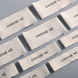 ป้ายเสื้อผ้าป้ายผ้าทออุปกรณ์เสริมออกแบบโลโก้<span class=keywords><strong>ได้</strong></span>ตามต้องการ - Product Image 2