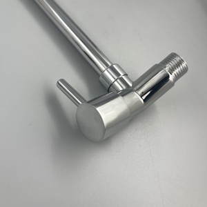 <span class=keywords><strong>Robinet</strong></span> <span class=keywords><strong>de</strong></span> cuisine moderne à eau froide à poignée unique avec douchette extractible rotative à 360 degrés, finition chromée, mural, pour le Brésil - Product Image 5