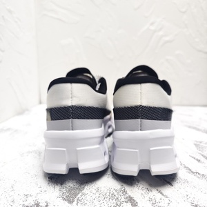 Chaussures de course décontractées pour hommes de marque luxueuse haut de gamme, chaussures de tennis pour femmes, chaussures tendance, chaussures d'extérieur - Product Image 2