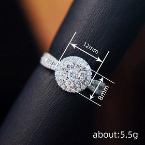 Anello di fidanzamento rotondo con zirconi per donna, elegante gioiello da dito alla moda - Product Image 3