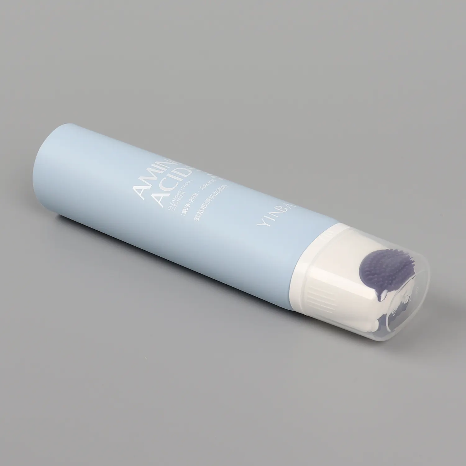 Tubo de masaje de plástico con rodillo, 150ml