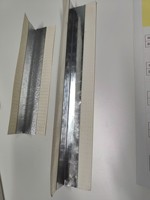 Profilé d'angle métallique recouvert de papier avec bande de zinc flexible pour la protection et le redressement des angles muraux