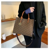 Sac fourre-tout tendance en PU avec fermeture éclair, grande capacité, sac à main à la mode, sac bandoulière polyvalent, sac à bandoulière large pour femme