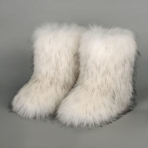 Botas de Invierno de <span class=keywords><strong>Piel</strong></span> Sintética de Zorro de Alta Calidad para Mujer, Botas de Nieve Cálidas y Gruesas con Suela Antideslizante para Exteriores - Product Image 3