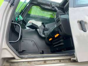 Alta eficiencia para grúa sobre orugas usada Potente sistema hidráulico PLC controlado Capacidad de elevación de 25 toneladas Maquinaria de construcción - Product Image 6