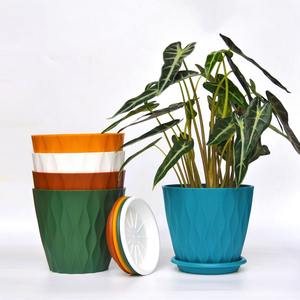 Pots de fleurs <span class=keywords><strong>en</strong></span> plastique pour l'extérieur <span class=keywords><strong>pot</strong></span> de fleurs léger et durable ensemble de table <span class=keywords><strong>pot</strong></span> de fleurs décoratif d'intérieur vente <span class=keywords><strong>en</strong></span> gros - Product Image 1