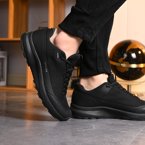 Chaussures de course à pied légères et élastiques, personnalisées, noires, imperméables, antidérapantes, pour la randonnée en extérieur, chaussures d'escalade pour adultes - Product Image 3