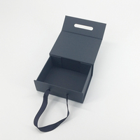 Boîte d'emballage en carton rigide pliable en gros avec poignée en ruban, fermeture magnétique, boîte cadeau en papier pliable, emballée à plat