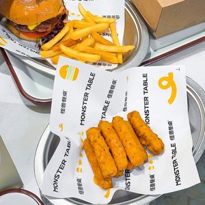 Papier d'emballage alimentaire jetable enduit de PE avec logo personnalisé, résistant à la graisse, pour la restauration rapide, les burgers et les sandwichs, fourni directement par l'usine - Product Image 1