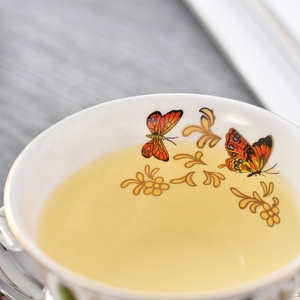 <span class=keywords><strong>Set</strong></span> di Tazza e Piattino in Ceramica con Logo Personalizzato, Elegante Servizio da <span class=keywords><strong>Caffè</strong></span> con Motivo a Farfalla - Product Image 3