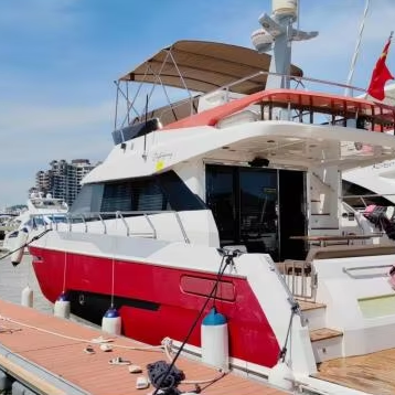 Luxury Custom-Made Fiberglass Sport Yacht with Outboard Engine 15.61 Meters