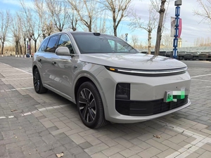 Li Auto L6 Híbrido Usado, SUV de Rango Extendido, 1390KM CLTC, 4WD, <span class=keywords><strong>NOA</strong></span>, ADAS, Chip 8295P, Coche Familiar de Lujo de 5 Asientos, Volante a la Izquierda, Cuero Claro, R20 - Product Image 3