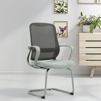 Chaise ergonomique noire à dossier en maille, à prix abordable, avec accoudoirs réglables, revêtement en poudre moderne, empilable, pour visiteurs VIP, bureau à domicile