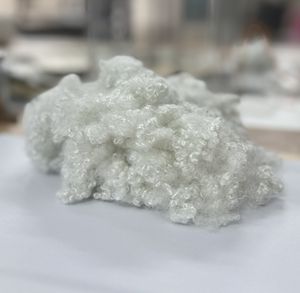 Fibra de Poliéster Reciclada Suave de Alta Calidad 7D HCS de 64 mm, Fibra Cortada de Grado 3D con Patrón Siliconado para Usar como Material de Relleno - Product Image 4