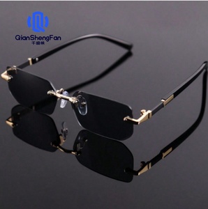 แว่นกันแดดแฟชั่นไร้กรอบ สไตล์ยุโรปอเมริกัน ทันสมัย ขอบตัดแต่งเก๋ไก๋ หลากสีสัน ป้องกันรังสียูวี 400 - Product Image 4