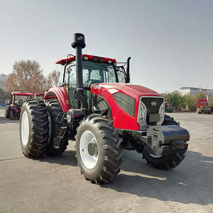 Tractor Agrícola YTO de Alta Eficiencia y Gran Potencia, 240HP, Diésel, 4x4, Cabina Confortable, Multifuncional para Arado y Cosecha - Product Image 1
