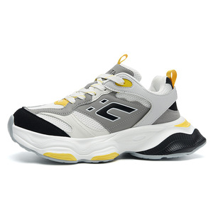 Vente en gros de chaussures de sport décontractées tendance pour hommes avec semelle épaisse et hauteur augmentée Sneaker Chaussures à lacets pour unisexe - Product Image 1
