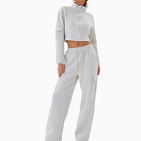 Ensemble de sport décontracté pour femme avec poches de style workwear, veste zippée à col montant et pantalon décontracté à jambe droite, ensemble deux pièces