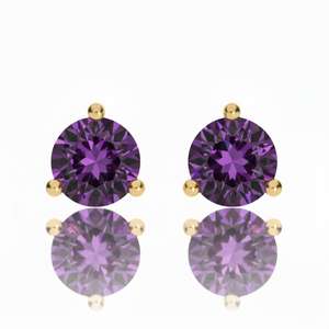 Pendientes de oro de 14 quilates con alejandrita, pendientes de tuerca de alejandrita estilo Martini de 3 puntas, pendientes con la piedra de nacimiento de junio, pendientes delicados, regalo para ella - Product Image 1