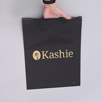Sacs à fermeture éclair imperméables en plastique, sacs à fermeture éclair personnalisés imprimés, sacs à vêtements givrés pour l'organisation des vêtements à domicile