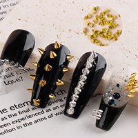 Vente en gros de rivets coniques à fond plat 3D Accessoires pour ongles Nouveau style rétro punk en or Silver-8mm en métal et alliage Perceuse à ongles