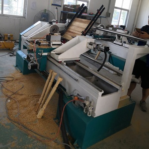 <span class=keywords><strong>Torno</strong></span> de carpintería CNC de alimentación automática de un solo <span class=keywords><strong>husillo</strong></span> con dos cuchillas para hacer postes de escalera, 2 unidades - Product Image 4