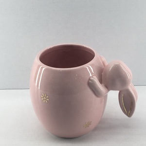 Taza de Café de Cerámica Dolomita con Forma de Conejo Animado en 3D, Personalizada con Conejito de Pascua, Color Blanco - Product Image 3