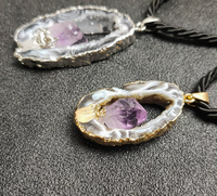 Pendentif en Agate Naturelle Polie, Tranche Creuse d'Améthyste, Bord Doré, pour Hommes et Femmes, Accessoire Fait Main pour Bracelet et Collier DIY