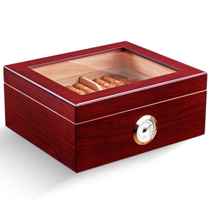 Factory Wholesale Cedar Wood Moisturizing Commercial Desktop Storage Square Lacquered Crafted Cigar Box & Case
