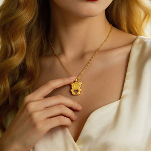 Collier pendentif ours en acier inoxydable 316L plaqué or 14k 18k personnalisé pour femmes, vente en gros - Product Image 3