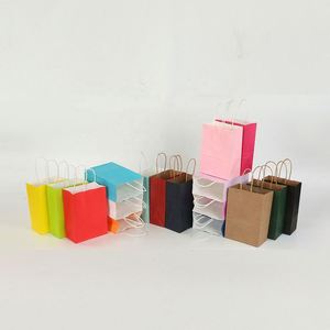 Paquete de 24 Bolsas de Papel Kraft Negras con Asas, 5.91*3.15*8.27 Pulgadas, Bolsas Pequeñas de Papel Kraft para Regalos, Recuerdos de Fiesta de Cumpleaños - Product Image 4