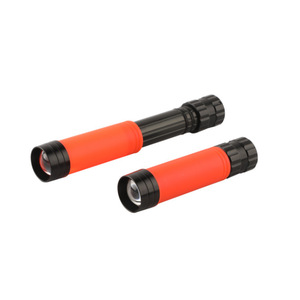 Mini Linterna LED con Cuerpo de Aluminio, Funciona con Pilas AAA, Tamaño de Lápiz Labial, Luz Brillante de Color Blanco, para Uso Diario - Product Image 3