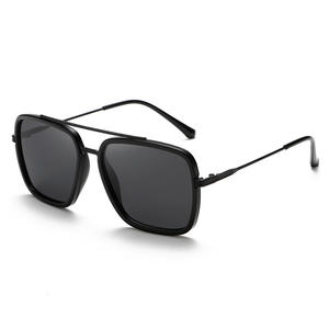 Nouvelles lunettes de soleil métalliques irrégulières unisexes, verres polarisés TAC UV400, monture en métal TR couleur or, type 3, pare-soleil - Product Image 2