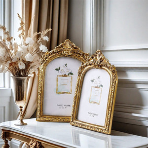 <span class=keywords><strong>Cornice</strong></span> Portafoto in Resina Dorata Stile Retrò Europeo con <span class=keywords><strong>Supporto</strong></span> <span class=keywords><strong>per</strong></span> Appendere a Parete <span class=keywords><strong>per</strong></span> Casa, Matrimoni ed Esposizioni Artistiche - Product Image 4