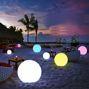 Boule de piscine à LED lumineuses Sphères flottantes étanches Tubes en plastique de grand diamètre pour boîtes de nuit - Product Image 6