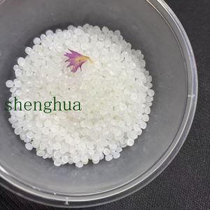 Granulés de plastique vierge HDPE LDPE de qualité film, granulés de résine LDPE D777C - Product Image 1