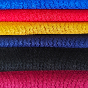 Personnalisé en gros 135GSM mèche maille respirant 100% polyester <span class=keywords><strong>tubulaire</strong></span> oeil d'oiseau tissu pour vêtements de sport, maillot de sport - Product Image 1