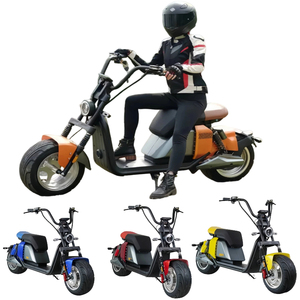 Potente Scooter Eléctrico de 2000W con Neumáticos Anchos para Uso Urbano - Product Image 1