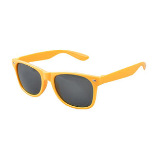 AI-MICH Classique Rétro Lunettes <span class=keywords><strong>de</strong></span> <span class=keywords><strong>Soleil</strong></span> Lunettes <span class=keywords><strong>de</strong></span> <span class=keywords><strong>Soleil</strong></span> Hommes Femmes Pas Cher Promotionnel Personnalisé Vente en Gros Lunettes <span class=keywords><strong>de</strong></span> <span class=keywords><strong>Soleil</strong></span> - Product Image 1