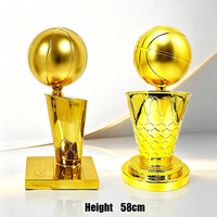 Trophée de championnat de basketball en résine plaqué or gravé, idéal pour les événements sportifs, les récompenses et la collection des fans