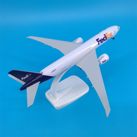 Échelle 20cm FedEx Express B777F Air Cargo Diecast Alloy Avion Model Customizable Livery OEM for Freight Logistics Companies