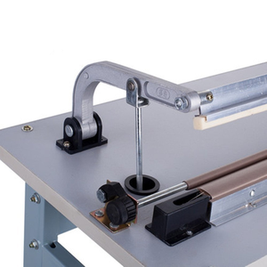 Máquina de sellado de pedal de calentamiento por impulso de bolsas de plástico a precio de fábrica - Product Image 4