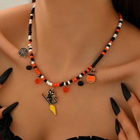 Collier d'Halloween en gros, style européen et américain, fantaisie et original, avec chaîne de perles, chapeau de sorcière, chat, crâne, citrouille, fantôme