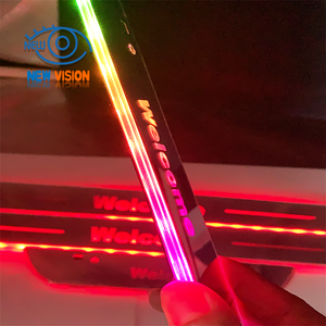 Plaque de seuil de porte LED RVB dynamique sans fil, avec capteur magnétique automatique, lumière de bienvenue, sans câblage, rechargeable par USB - Product Image 5