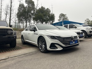 FAW <span class=keywords><strong>Volkswagen</strong></span> CC 2024 380TSI Edición Dazzling 2.0T Turbo Gasolina FWD 5 Puertas Liftback China VI Usado - Product Image 3