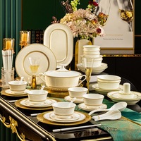 Service de table en gros pour 12 personnes, vaisselle de luxe en céramique européenne, cuisine moderne, table à manger avec bordure dorée
