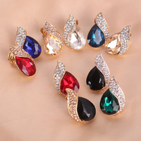 Boucles d'oreilles à Clip en forme de goutte d'eau pour femmes, bijou à breloque, sans Piercing, strass, cristal, mode, vente en gros, 1 pièce