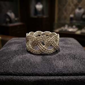 Anillo de Servilleta Moderno de Metal Hueco con Diseño de Alambre Trenzado, Accesorio de Mesa Duradero para Restaurantes y Hoteles - Product Image 3