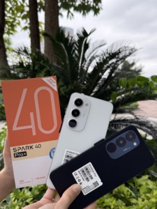 Spark 40 Pro+ โทรศัพท์มือถือรุ่นดั้งเดิม ดีไซน์ทันสมัย จอแสดงผลแบบเจาะรู ระบบปฏิบัติการ Android 15HD 120Hz แบตเตอรี่ 8000mAh - Product Image 2