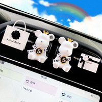 Diffuseur de parfum moderne en plastique solide en forme d'ours pour voiture, désodorisant de ventilation, alimenté par USB, accessoires intérieurs anti-odeurs